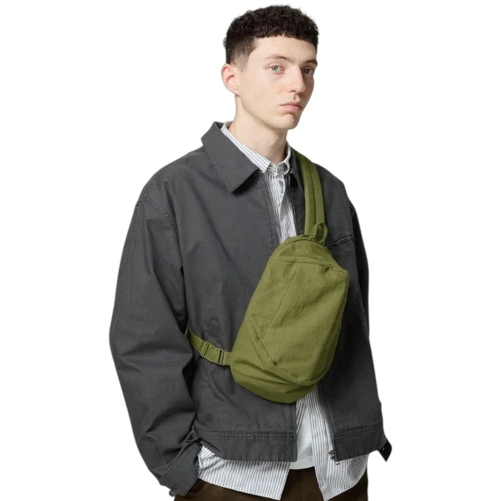 Uniqlo Nylon Sling Bag Olive Green Crossbody Backpack Adjustable‎ Strap Travel